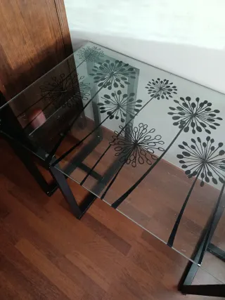 Mesa de estudio cristal y metal