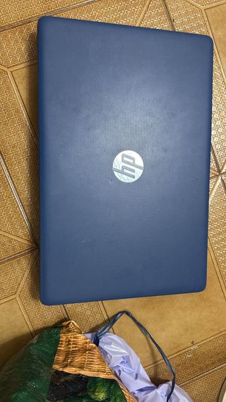 Portátil HP Negro + Impresora de Regalo