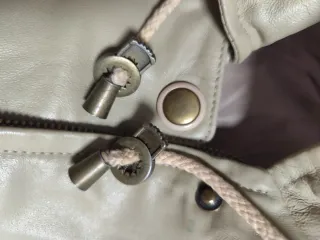 Chaqueta larga cuero señora beige