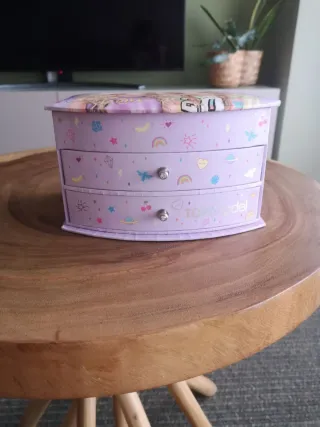 Joyero con espejo y cajones