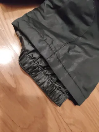 Pantalón nieve niño 122-128 cm. Puesto dos veces.