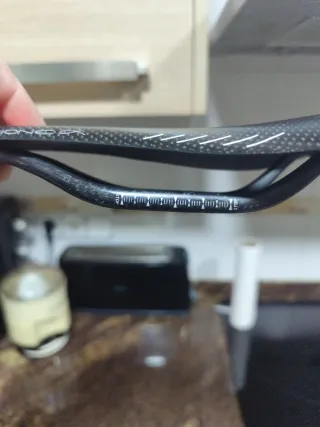 Sillín bici carbono Fizik Arione CX