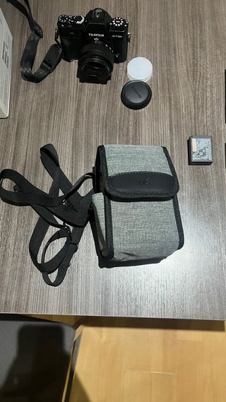 Fujifilm X-T30 III + Objetivo Kit+ Accesorios