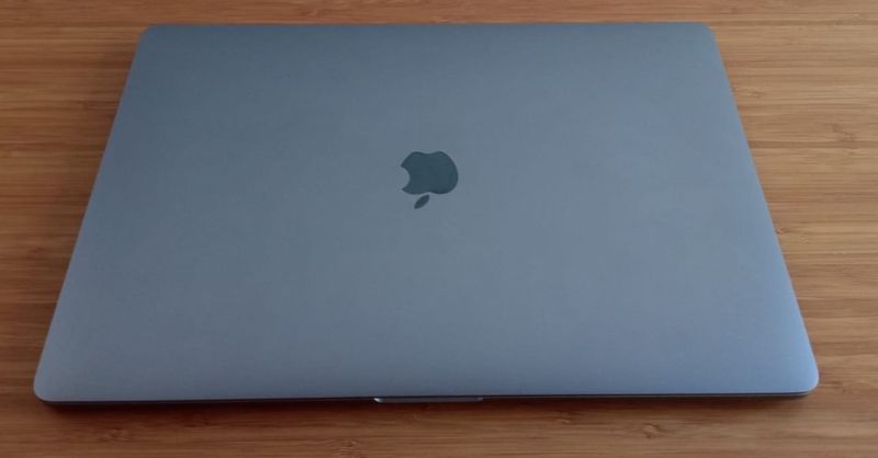 MacBook Pro 16 i9 8 núcleos 64GB RAM 8GB GPU afbeelding 2