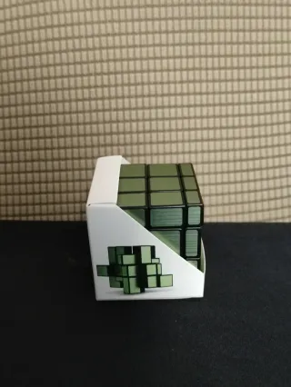 IQ Cube / Mirror Cube