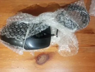 Monitor 24' y Teclado Negro(regalo raton)