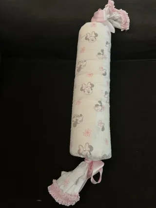 Reductor de cuna Minnie Mouse artesanal, nuevo