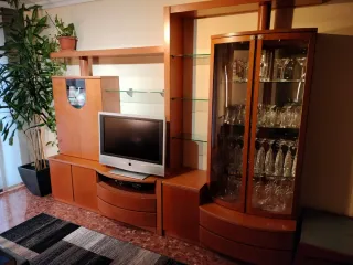 Mueble modular salón madera y cristal