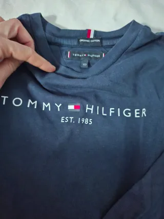 2 Prendas Tommy Hilfiger Talla 6 Años