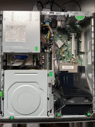 Ordenador de sobremesa HP Negro