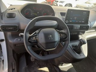 Peugeot Partner FURGON 1.2 PURETECH 110 PREMIUM STD 4P