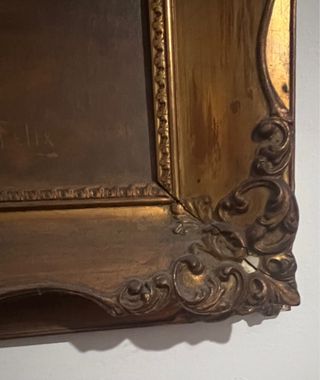 Dipinto floreale vintage con cornice dorata