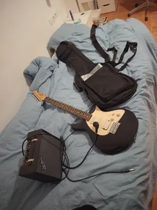 Guitarra Eléctrica Jim Harley + Amplificador