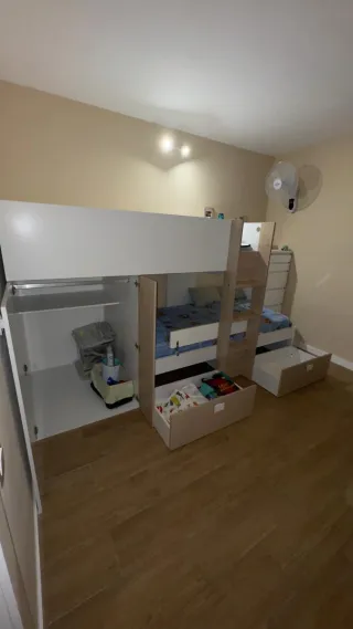 Cama tren litera con armario y cajones