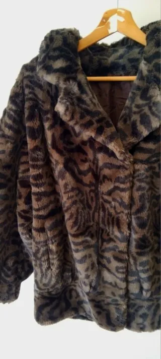 Casaco vintage pelo sintético animal print