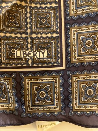 Pañuelo Liberty Azul y Marrón