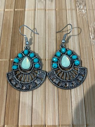 Lote de pendientes plateados