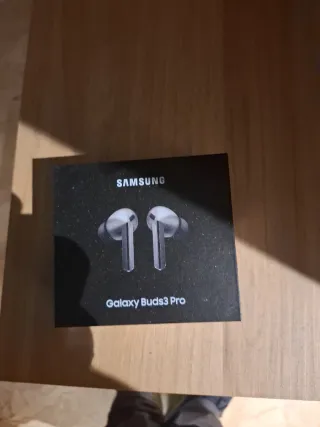 Samsung Galaxy Buds3 Pro Plata