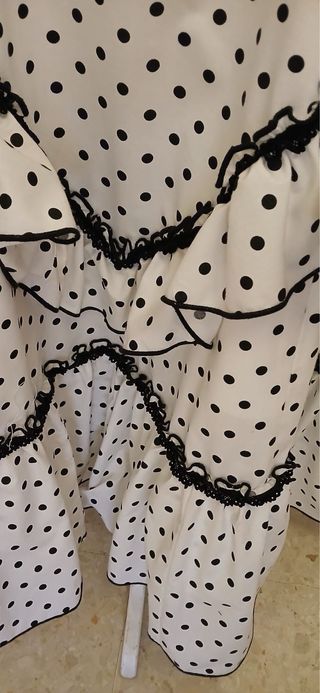 Vestido Flamenca Blanco Lunares Negros