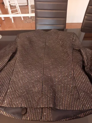 Chaqueta elegante rayas plateadas