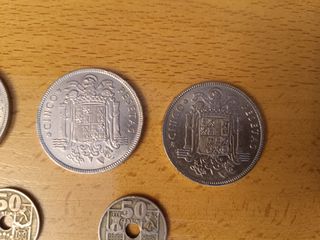 ●● Monedas antiguas. Franco