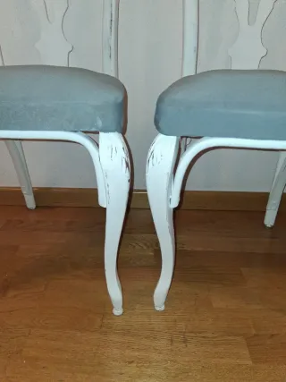 Set di 2 sedie antiche restaurate