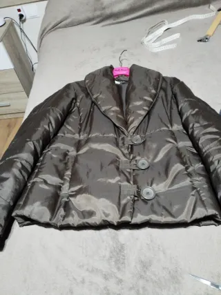 Chaqueta Zara marrón jespejado