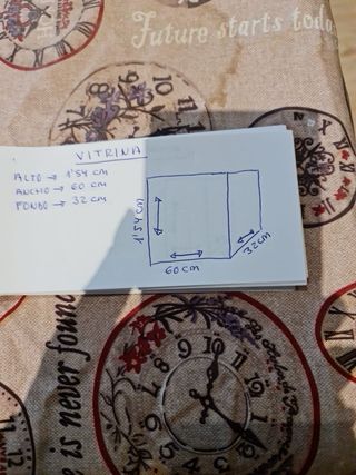 Vitrina Cerezo Macizo