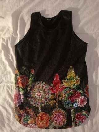 Lote 8 Vestidos de la marca Desigual Talla M