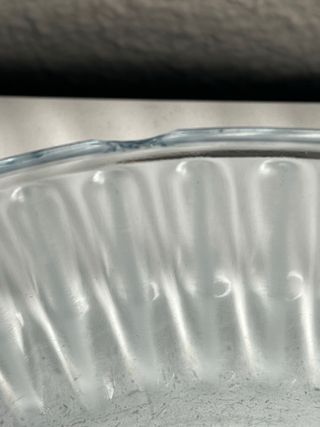 Fuente de cristal azul
