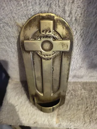 Benditera de pared cruz corona espinas