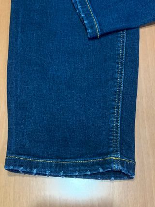 Vaqueros Desigual Talla 44 Bordados Florales