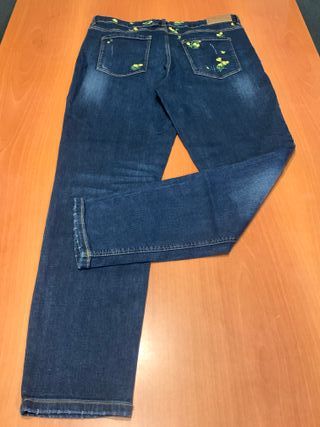 Vaqueros Desigual Talla 44 Bordados Florales