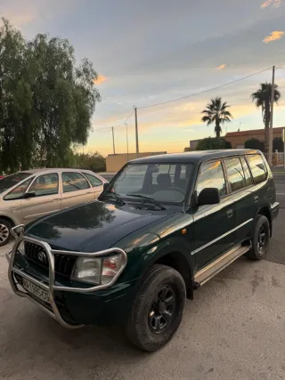 Toyota Land Cruiser móvil 666499550