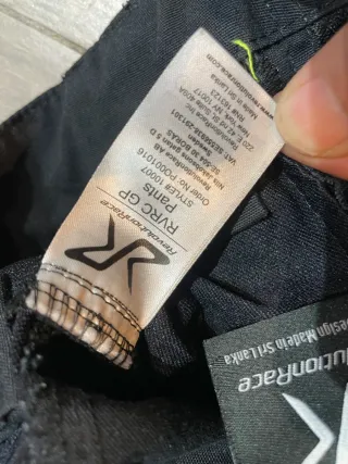 Pantalón RevolutionRace RVRC Negro