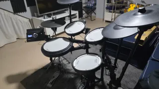 Batería Electrónica Roland TD-17 KVX V-Drums