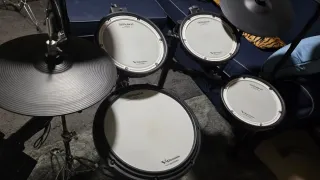 Batería Electrónica Roland TD-17 KVX V-Drums