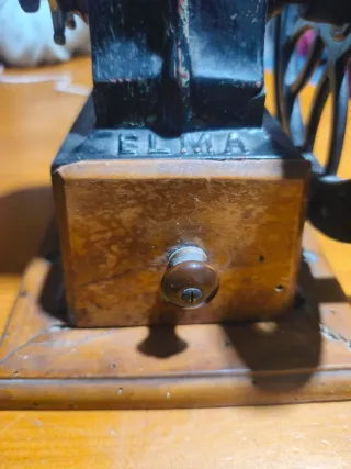 Molinillo de café antiguo