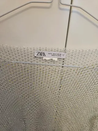 Camiseta Zara plateada talla S