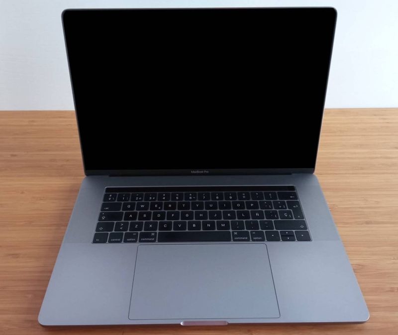 MacBook Pro Touch Bar 15 i7 2,9GHz 16GB RAM 512GB
