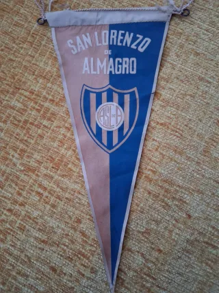 Banderín San Lorenzo de Almagro