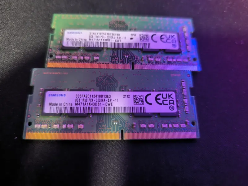 2x Samsung 8GB DDR4 3200MHz RAM