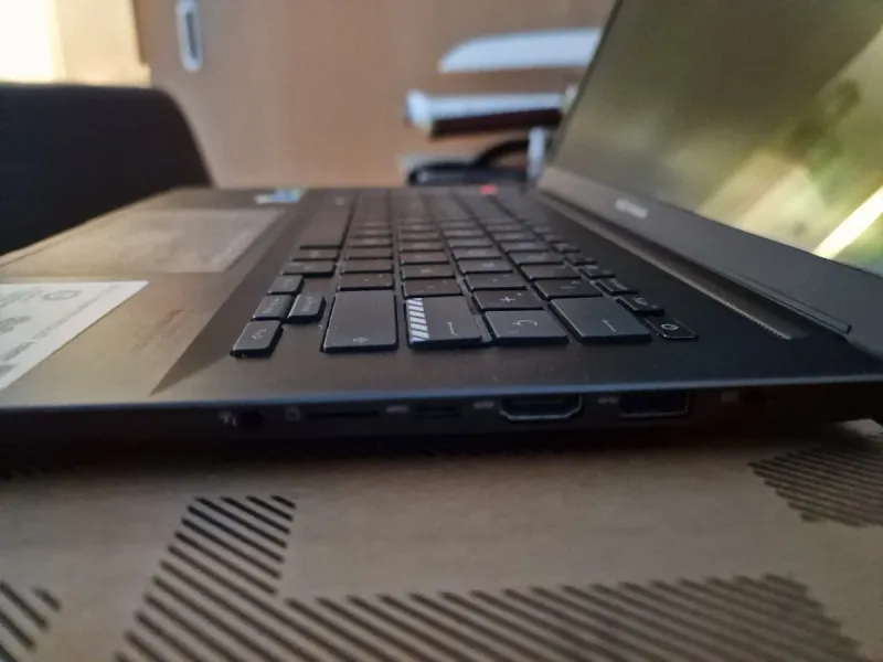 Asus Vivobook Pro 14X OLED afbeelding 4
