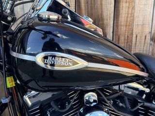 Harley Davidson Springer Classic 12.000€