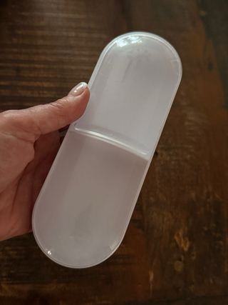 Pastillero de viaje rosa