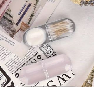 Pastillero de viaje rosa