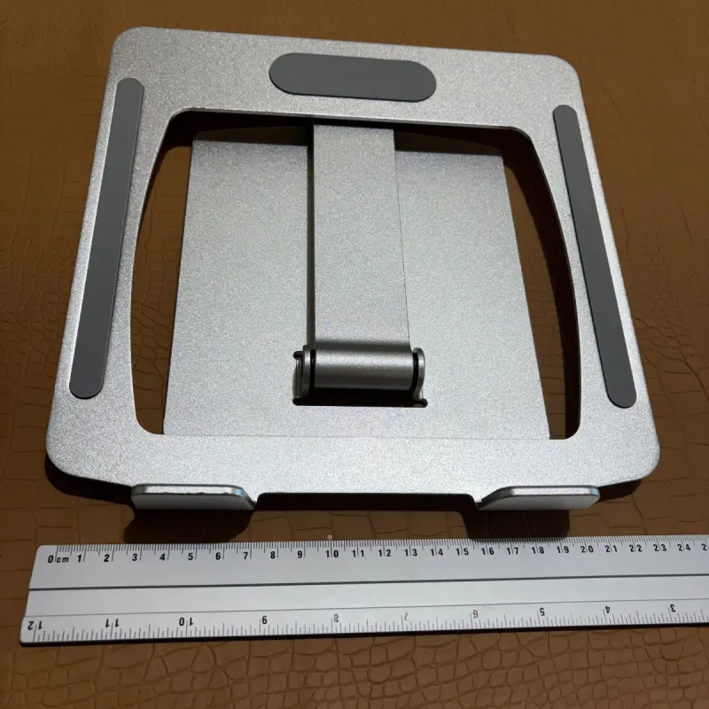Soporte Metálico Ajustable para Portátil/Tablet