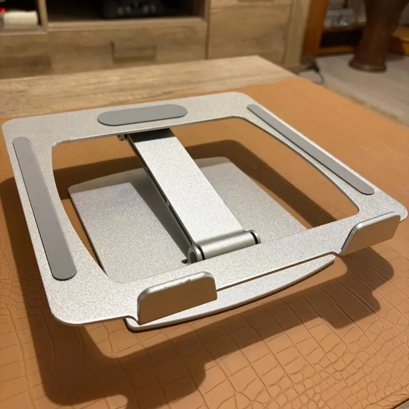 Soporte Metálico Ajustable para Portátil/Tablet afbeelding 2
