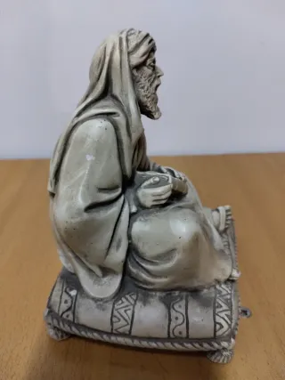 Estatuilla de mármol antiguo.