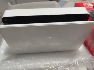 Nintendo Switch OLED Bianca + Animal Crossing